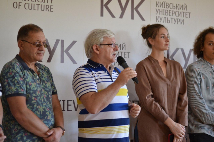 Перша зустріч_3